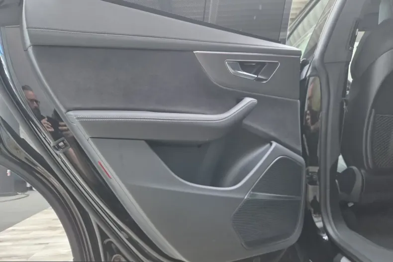 Audi RSQ8 din 2025 cu 9.850 km - oferta AUD238574 - foto 19