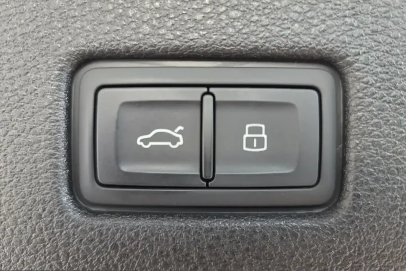 Audi RSQ8 din 2025 cu 9.850 km - oferta AUD238574 - foto 22