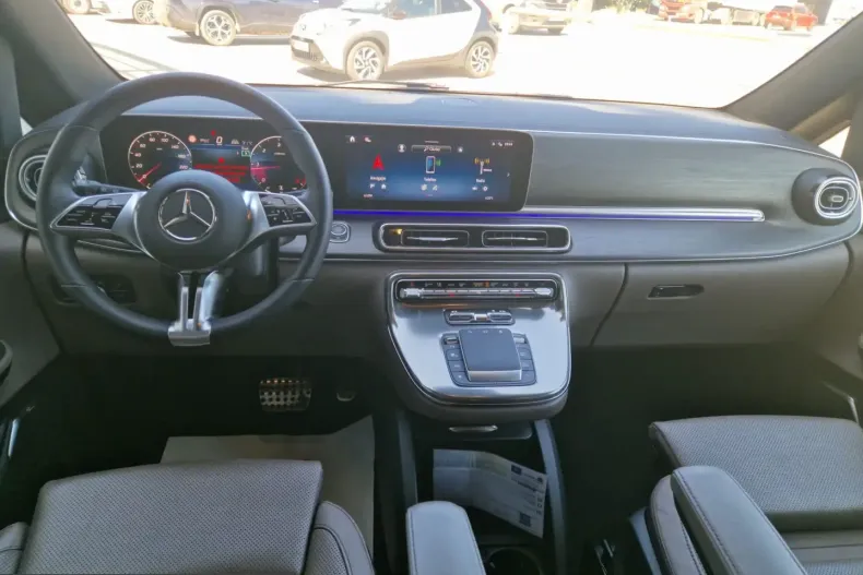 Mercedes-Benz V 200 (Clasa V) din 2025 cu 19.647 km - oferta MER238576 - foto 14