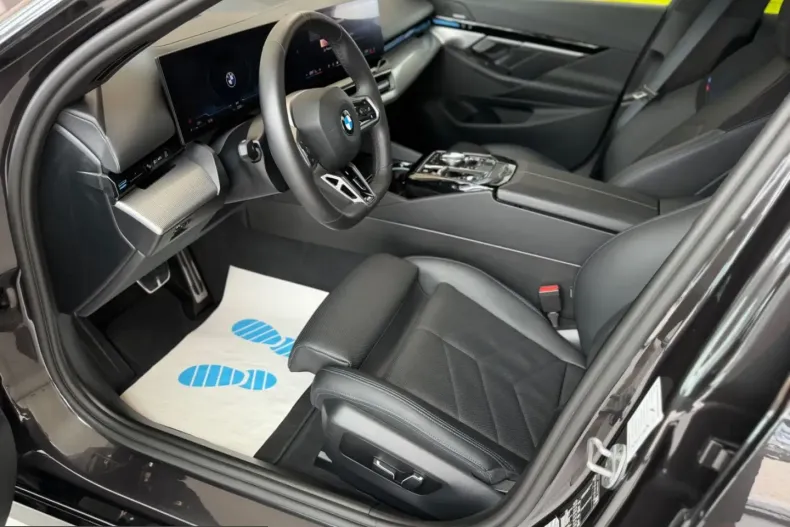 BMW 520 (Seria 5) din 2024 cu 23.282 km - oferta BMW238586 - foto 9