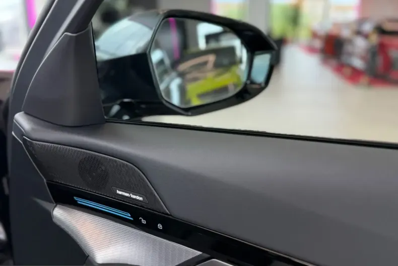 BMW 520 (Seria 5) din 2024 cu 23.282 km - oferta BMW238586 - foto 34