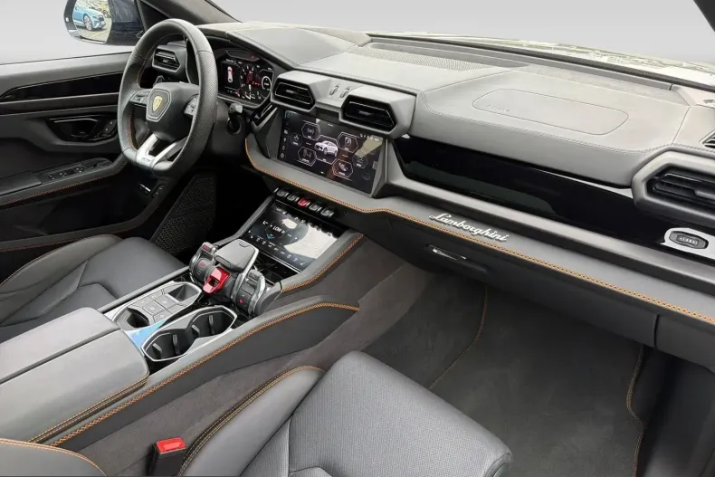 Lamborghini Urus din 2025 cu 8.990 km - oferta LAM238587 - foto 6