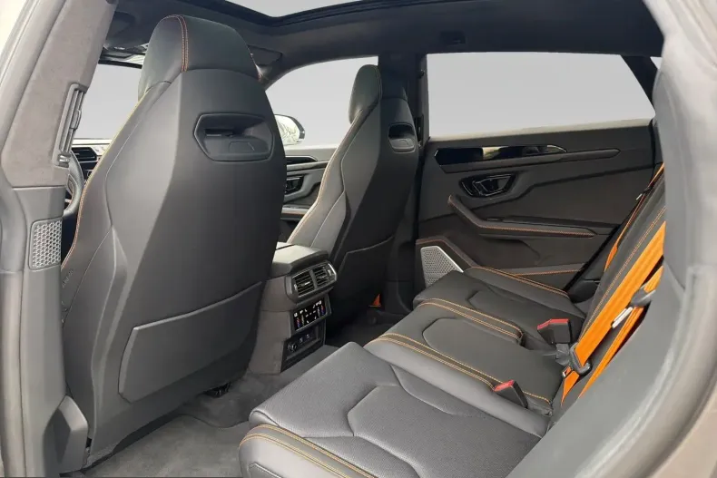 Lamborghini Urus din 2025 cu 8.990 km - oferta LAM238587 - foto 13