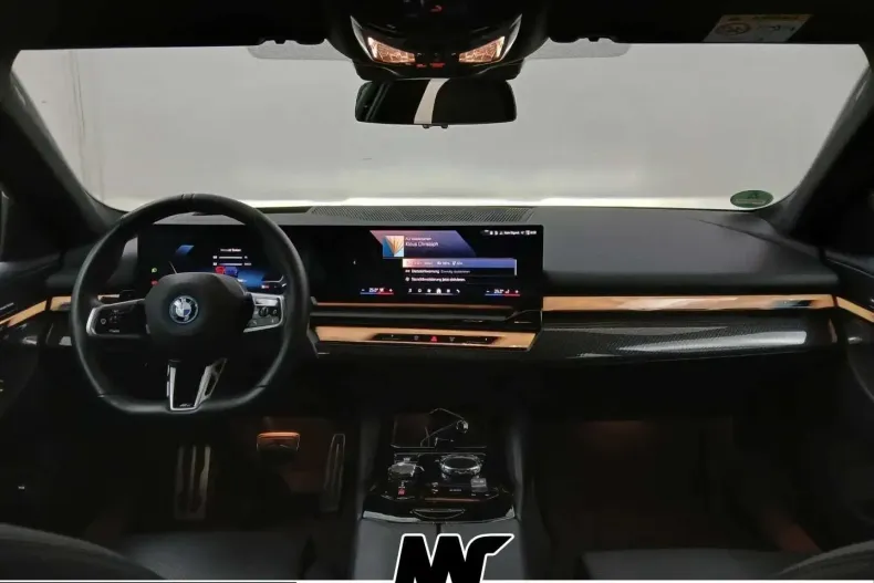 BMW 550 (Seria 5) din 2024 cu 55.600 km - oferta BMW238588 - foto 2