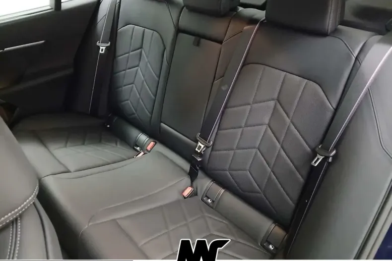 BMW 550 (Seria 5) din 2024 cu 55.600 km - oferta BMW238588 - foto 8