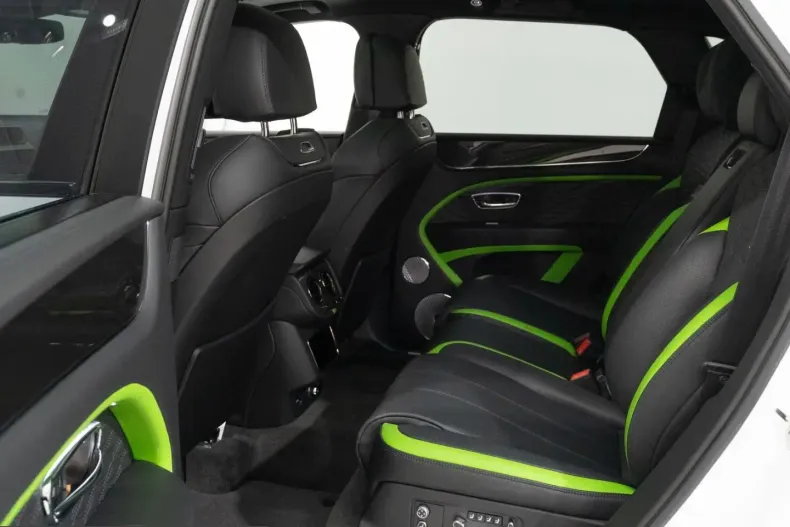 Bentley Bentayga din 2025 cu 6.590 km - oferta BEN238589 - foto 12