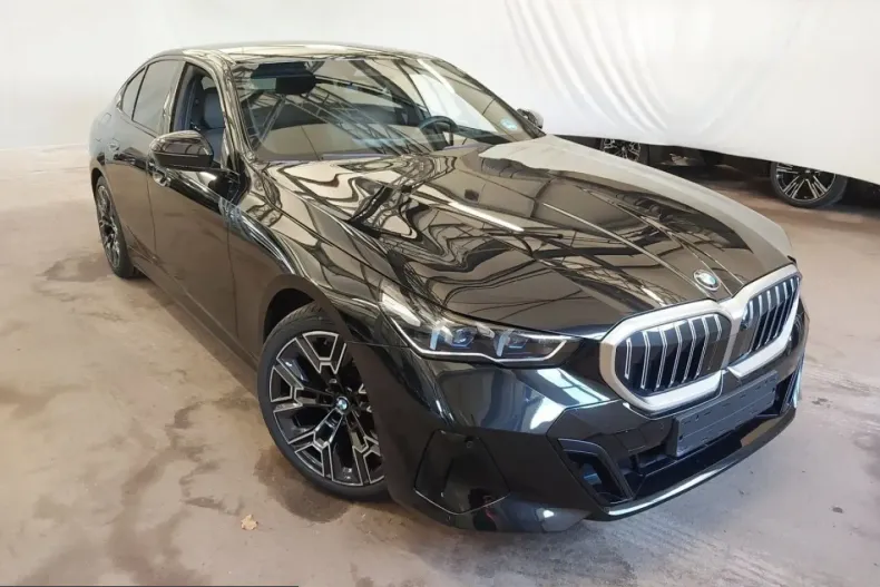 BMW 520 (Seria 5) din 2025 cu 13.600 km - oferta BMW238591 - foto 1