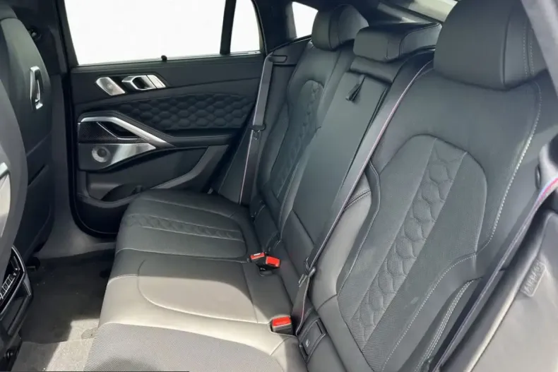 BMW X6 (Seria X) din 2026 cu 51 km - oferta BMW238593 - foto 10