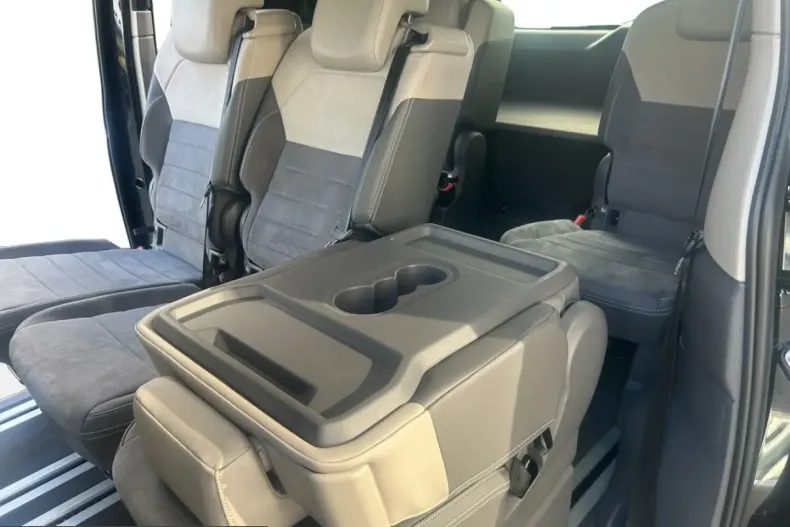 Volkswagen T7 Multivan din 2025 cu 12.230 km - oferta VOL238600 - foto 15