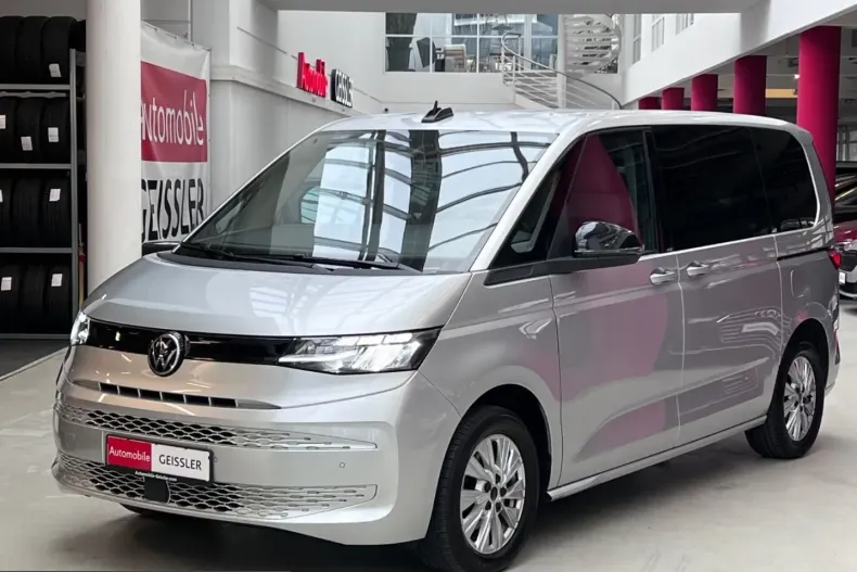 Volkswagen T7 Multivan din 2023 cu 82.009 km - oferta VOL238603 - foto 2