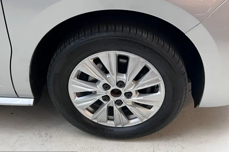Volkswagen T7 Multivan din 2023 cu 82.009 km - oferta VOL238603 - foto 23
