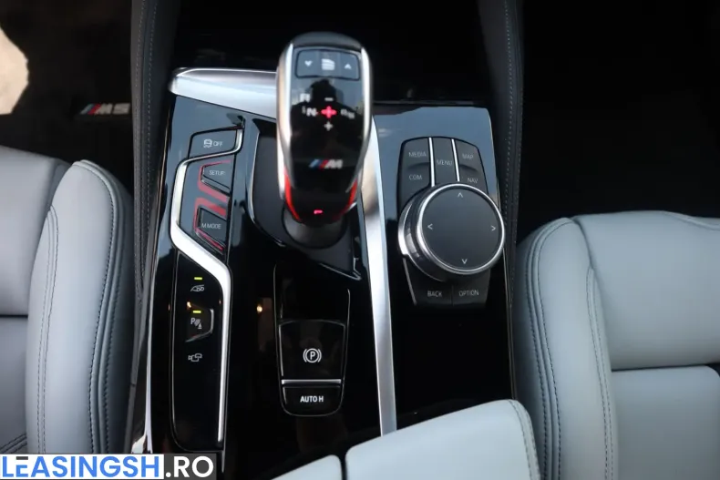 BMW M5 (Seria 5) din 2023 cu 86.557 km - oferta BMW238609 - foto 8