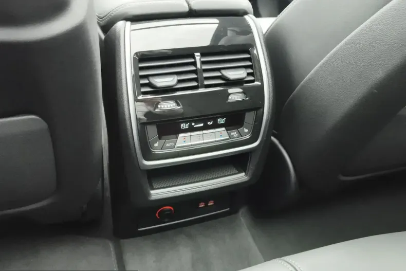 BMW X5 (Seria X) din 2025 cu 29.200 km - oferta BMW238612 - foto 17