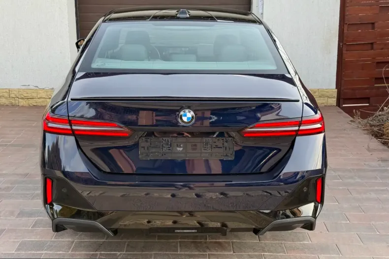 BMW 520 (Seria 5) din 2024 cu 42.000 km - oferta BMW238616 - foto 3
