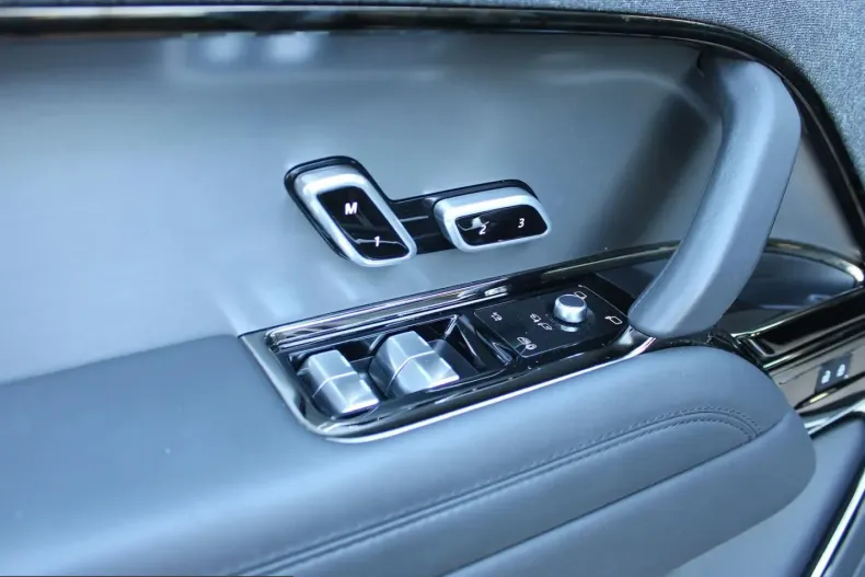 Land Rover Range Rover Sport din 2023 cu 67.000 km - oferta LAN238645 - foto 11