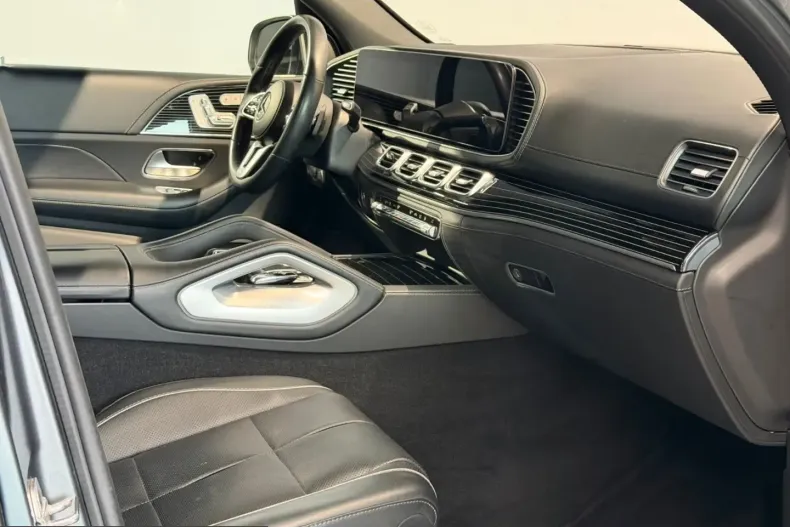 Mercedes-Benz GLS 600 (Clasa GLS) din 2023 cu 66.500 km - oferta MER238649 - foto 22