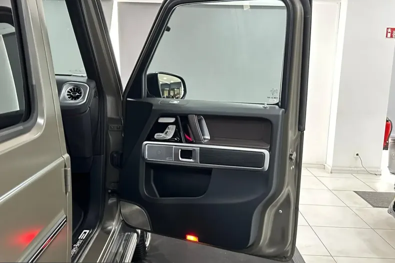 Mercedes-Benz G 400 (Clasa G) din 2023 cu 115.629 km - oferta MER238653 - foto 28