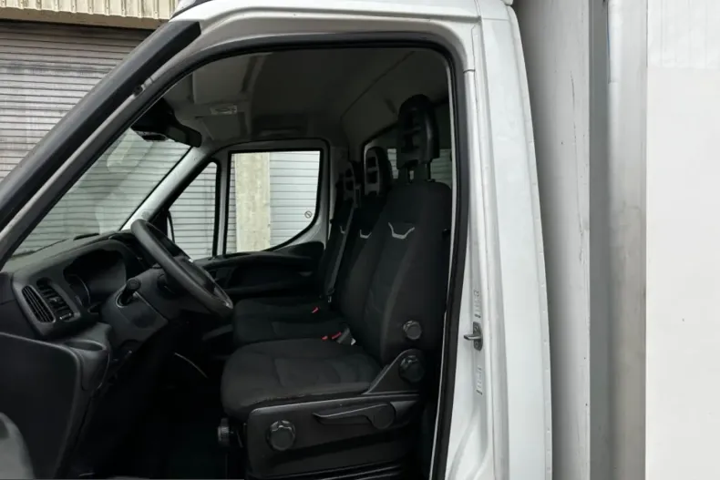 Iveco Daily din 2021 cu 98.000 km - oferta IVE238656 - foto 7