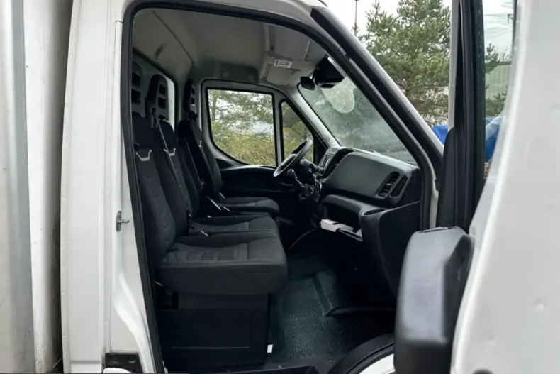 Iveco Daily din 2021 cu 98.000 km - oferta IVE238656 - foto 8