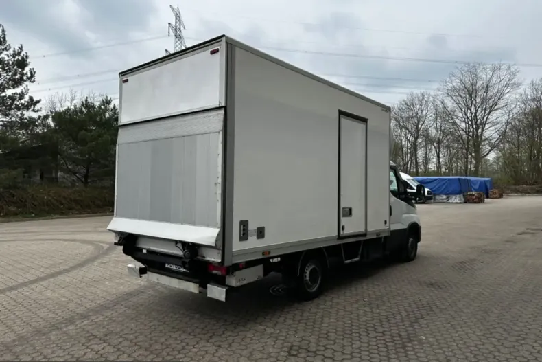 Iveco Daily din 2021 cu 98.000 km - oferta IVE238656 - foto 10