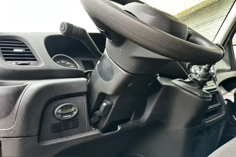 Iveco Daily din 2021 cu 98.000 km - oferta IVE238656 - foto 19