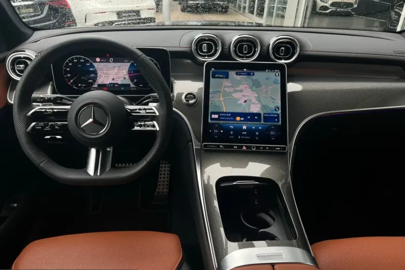 Mercedes-Benz GLC 300 (Clasa GLC) din 2025 cu 5.797 km - oferta MER238658 - foto 18
