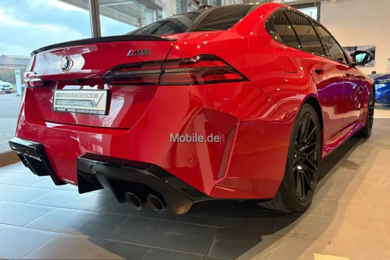 BMW M5 (Seria 5) din 2025 cu 14.490 km - oferta BMW238669 - foto 6