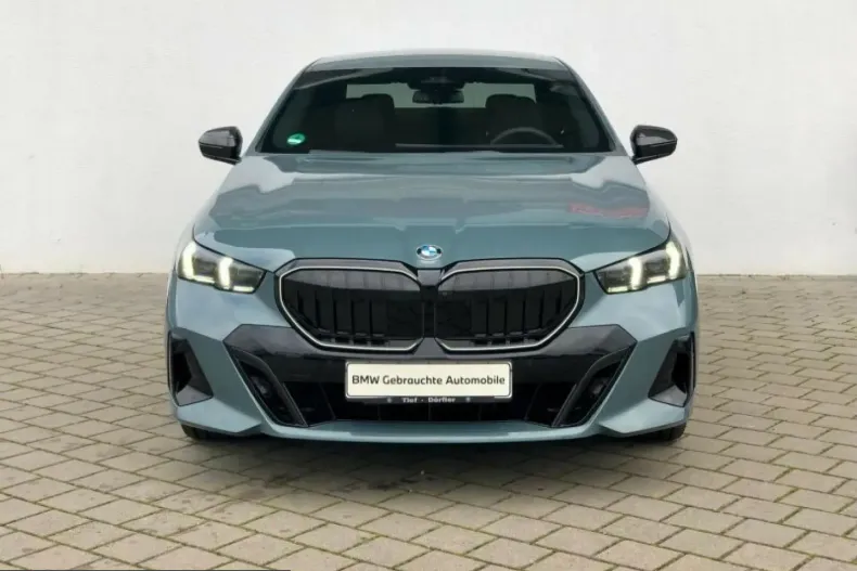 BMW 540 (Seria 5) din 2025 cu 4.595 km - oferta BMW238671 - foto 2