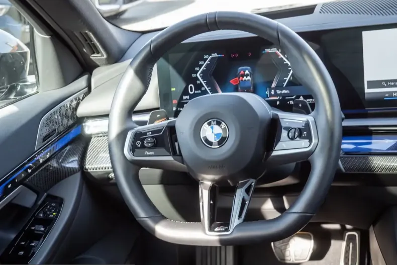 BMW 540 (Seria 5) din 2025 cu 21.200 km - oferta BMW238674 - foto 8