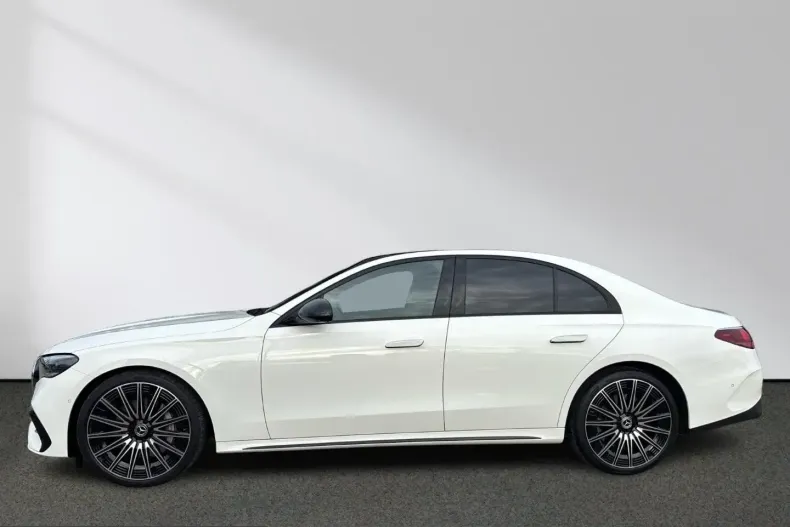 Mercedes-Benz E 450 (Clasa E) din 2025 cu 14.500 km - oferta MER238676 - foto 1