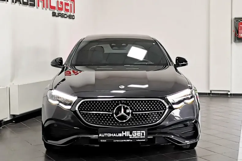 Mercedes-Benz E 300 (Clasa E) din 2025 cu 18.875 km - oferta MER238684 - foto 2