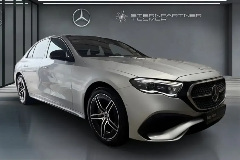 Mercedes-Benz E 300 (Clasa E) din 2023 cu 4.800 km - oferta MER238688 - foto 2