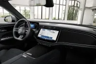 Mercedes-Benz E 200 (Clasa E) din 2025 cu 3.218 km - oferta MER238689 - foto 19