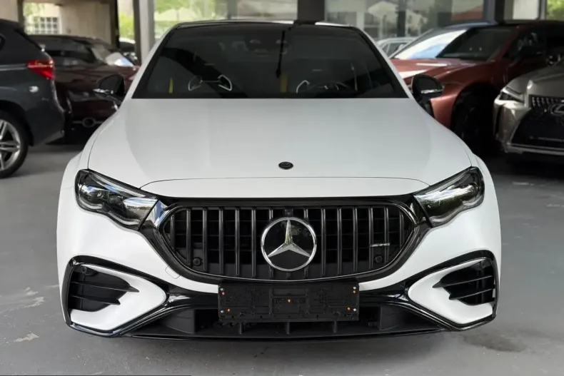 Mercedes-Benz E 53 AMG (Clasa E) din 2024 cu 8.900 km - oferta MER238694 - foto 2
