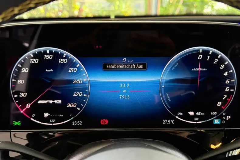 Mercedes-Benz E 53 AMG (Clasa E) din 2024 cu 8.900 km - oferta MER238694 - foto 24