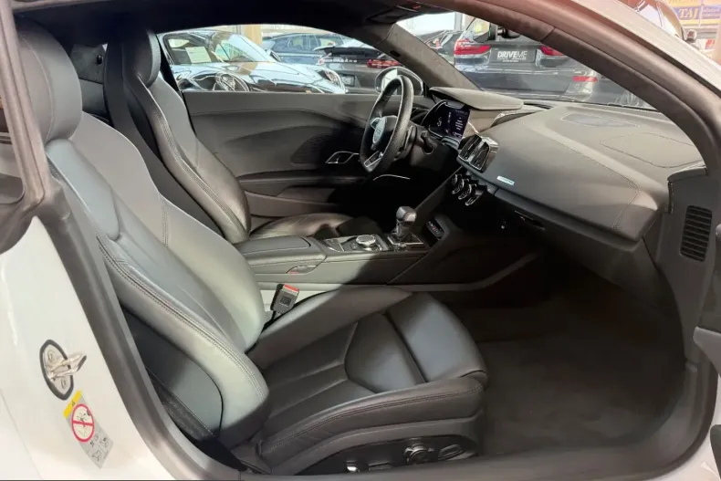 Audi R8 din 2023 cu 11.503 km - oferta AUD238711 - foto 19