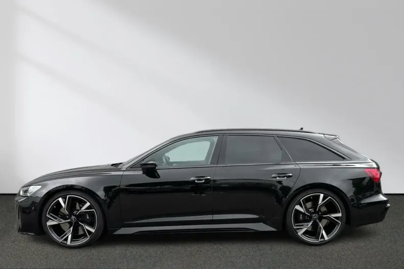 Audi RS6 din 2023 cu 35.720 km - oferta AUD238716 - foto 1