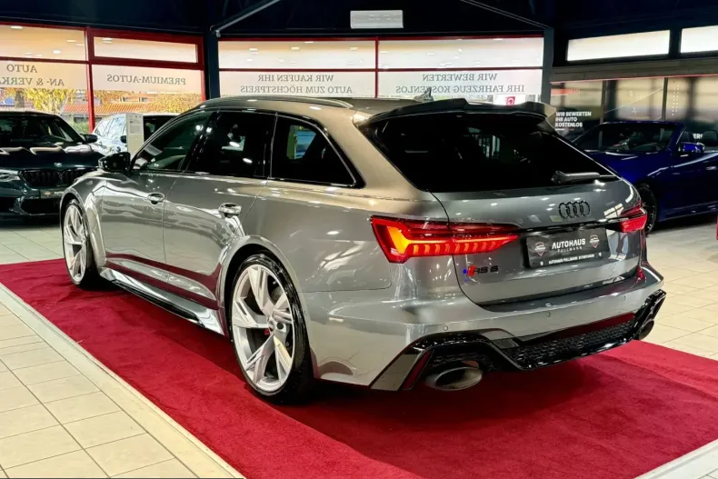 Audi RS6 din 2022 cu 76.150 km - oferta AUD238717 - foto 3