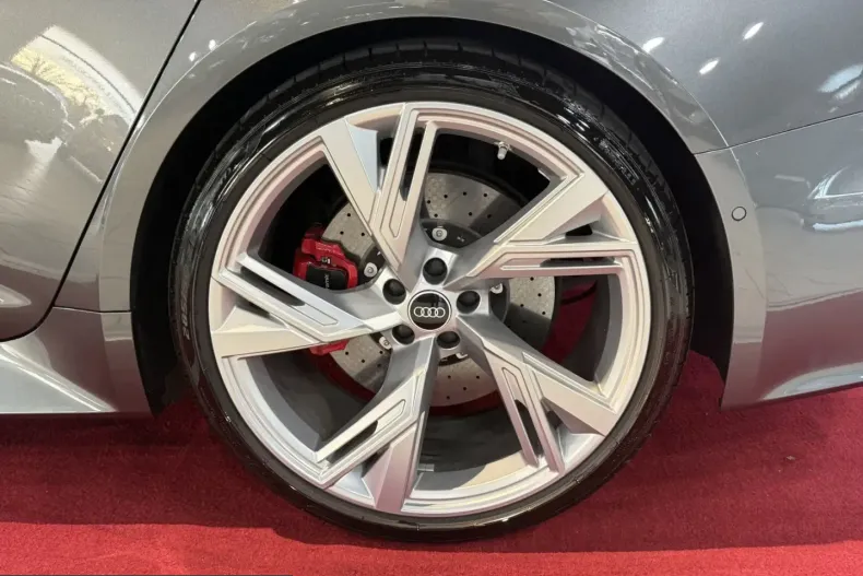 Audi RS6 din 2022 cu 76.150 km - oferta AUD238717 - foto 12