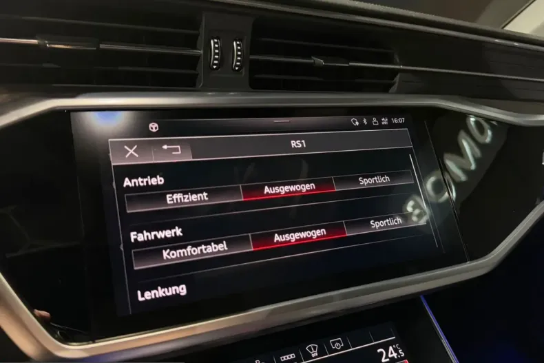 Audi RS6 din 2021 cu 94.000 km - oferta AUD238718 - foto 31