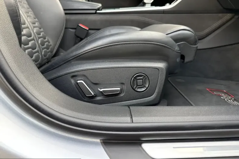 Audi RS6 din 2022 cu 90.000 km - oferta AUD238719 - foto 12