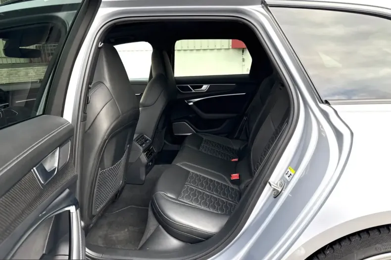 Audi RS6 din 2022 cu 90.000 km - oferta AUD238719 - foto 13