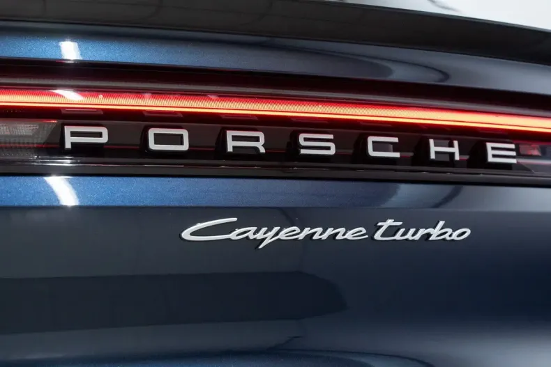 Porsche Cayenne din 2025 cu 11.976 km - oferta POR238722 - foto 20