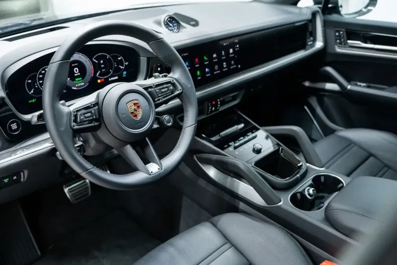 Porsche Cayenne din 2025 cu 11.976 km - oferta POR238722 - foto 22