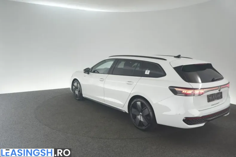 Volkswagen Passat din 2025 cu 23.700 km - oferta VOL238728 - foto 8