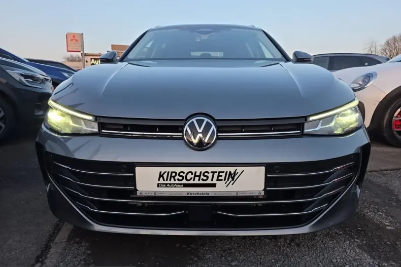 Volkswagen Passat din 2024 cu 32.057 km - oferta VOL238730 - foto 4