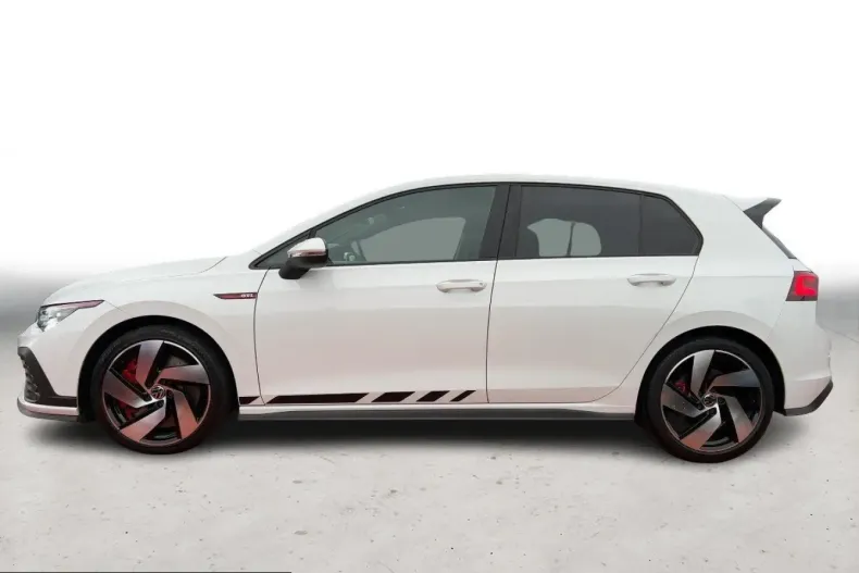 Volkswagen Golf din 2022 cu 86.343 km - oferta VOL238731 - foto 2