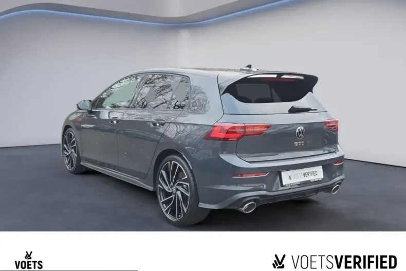 Volkswagen Golf din 2023 cu 43.500 km - oferta VOL238732 - foto 3