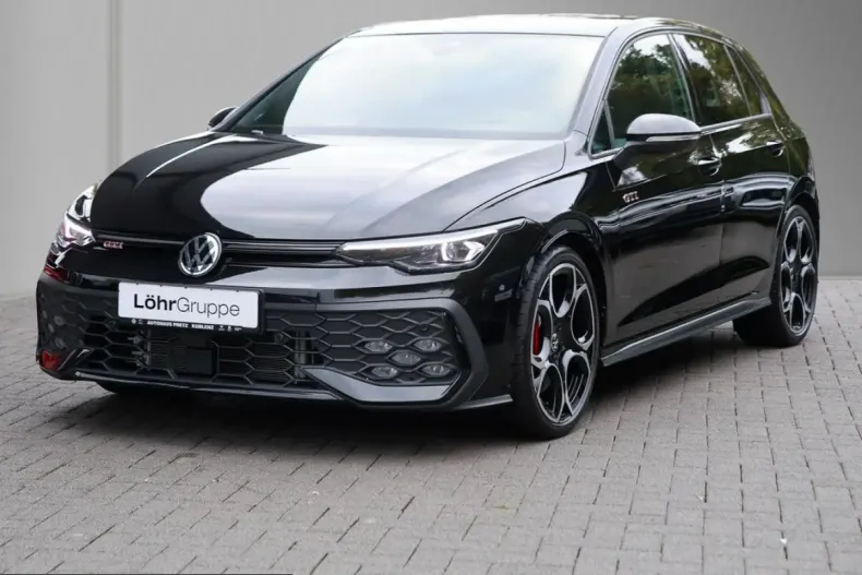 Volkswagen Golf din 2025 cu 17.220 km - oferta VOL238734 - foto 1