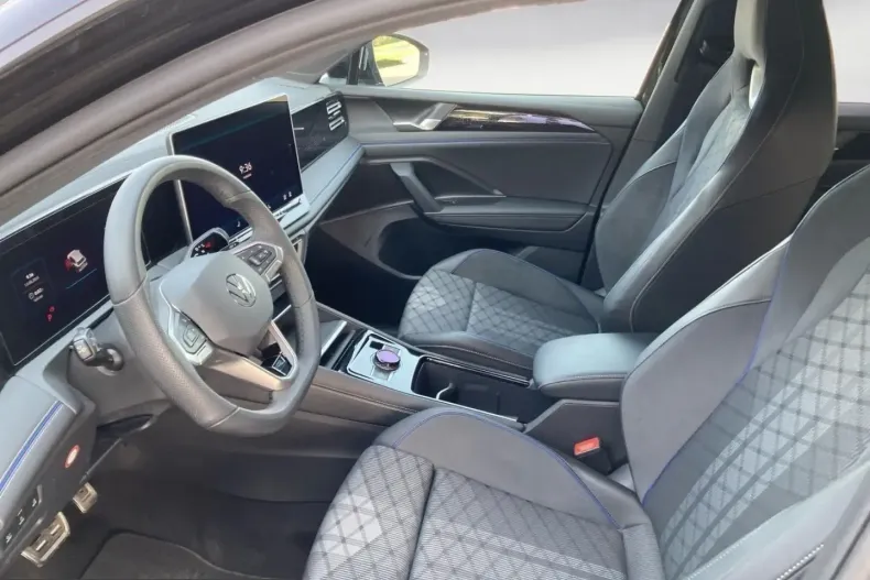 Volkswagen Tiguan din 2025 cu 25.874 km - oferta VOL238737 - foto 7